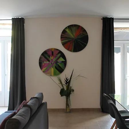 Bairro Flores Апартаменты Томар