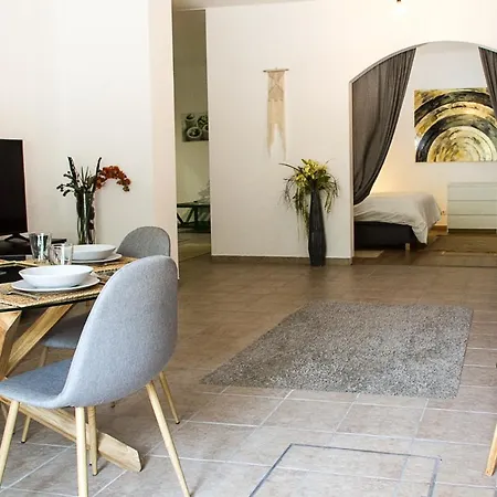 Апартаменты Bairro Flores Томар