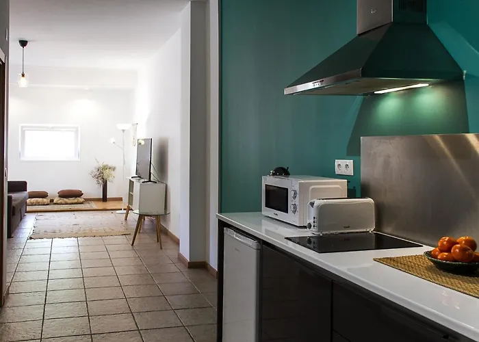 Bairro Flores * 托马尔